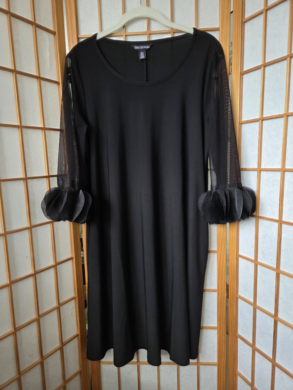 NINA LEONARD BLACK SHEER SLEEVES POLYESTER KNEE LENGTH DRESS SIZE LARGE
